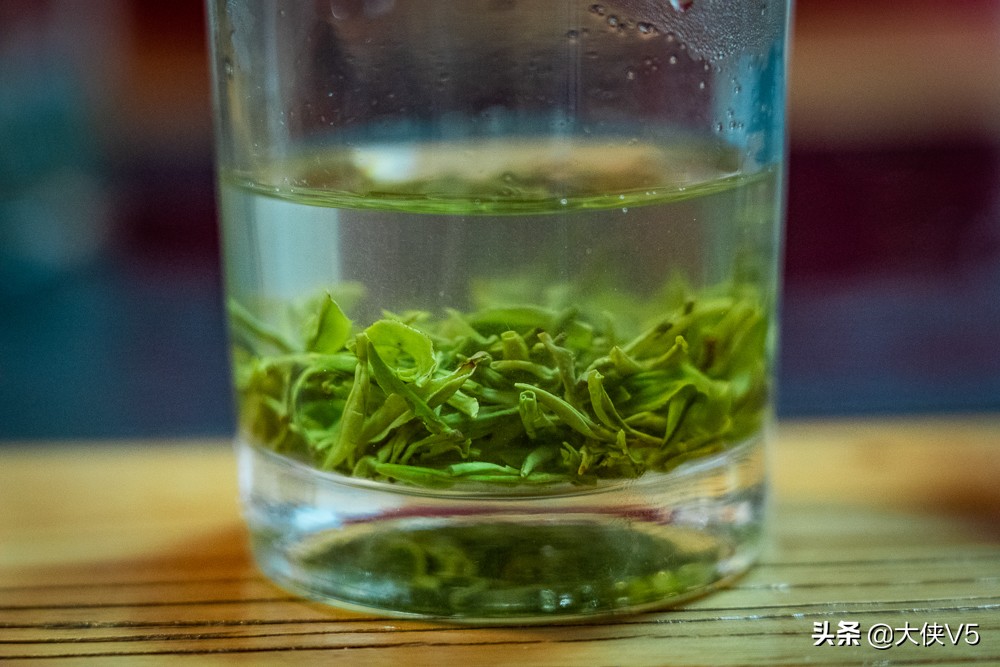 中国西湖龙井名茶最新排名,喝西湖龙井中国第一名茶