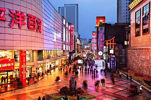 鎴愰兘涔濋緳骞垮満鍟嗛摵鍑哄敭,鎴愰兘涔濋緳鏈嶈鍟嗗煄搴楅潰鍑虹