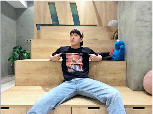 大招来袭满足您的需求,优衣库whitemountaineering联名