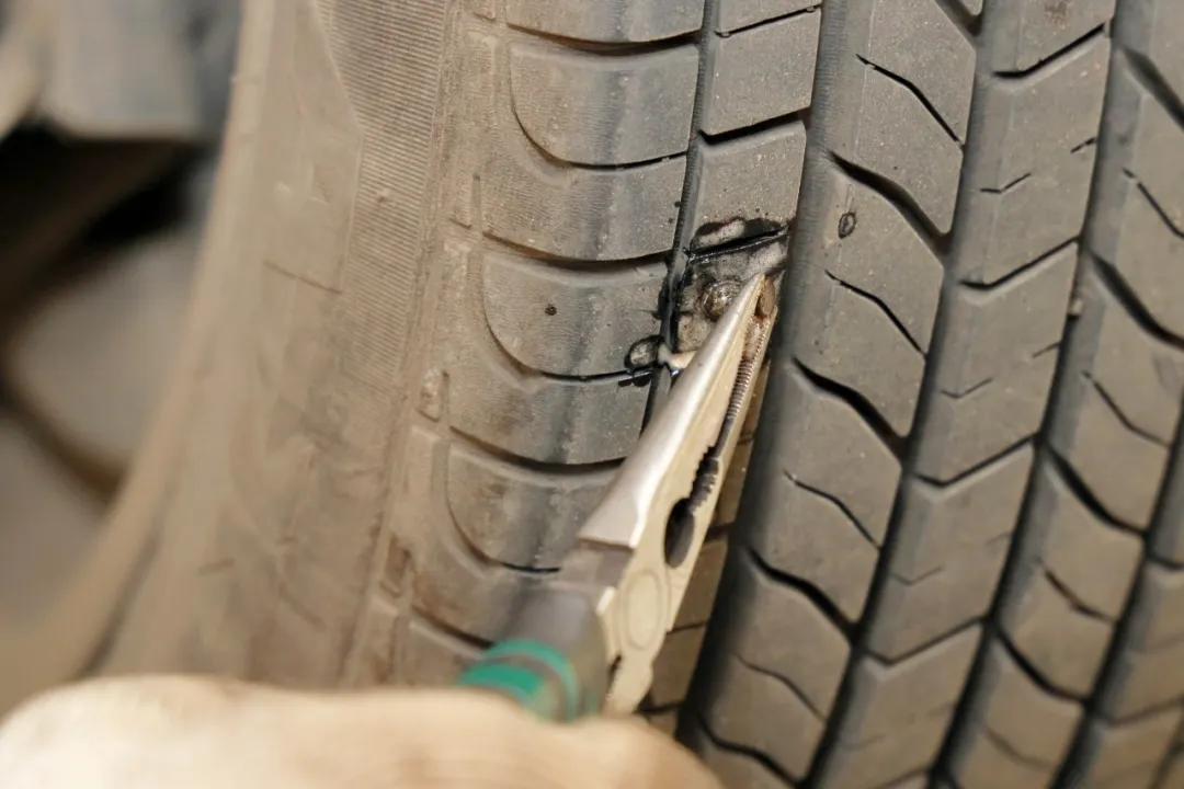 视觉|一家东风南方4S店复工前的日常