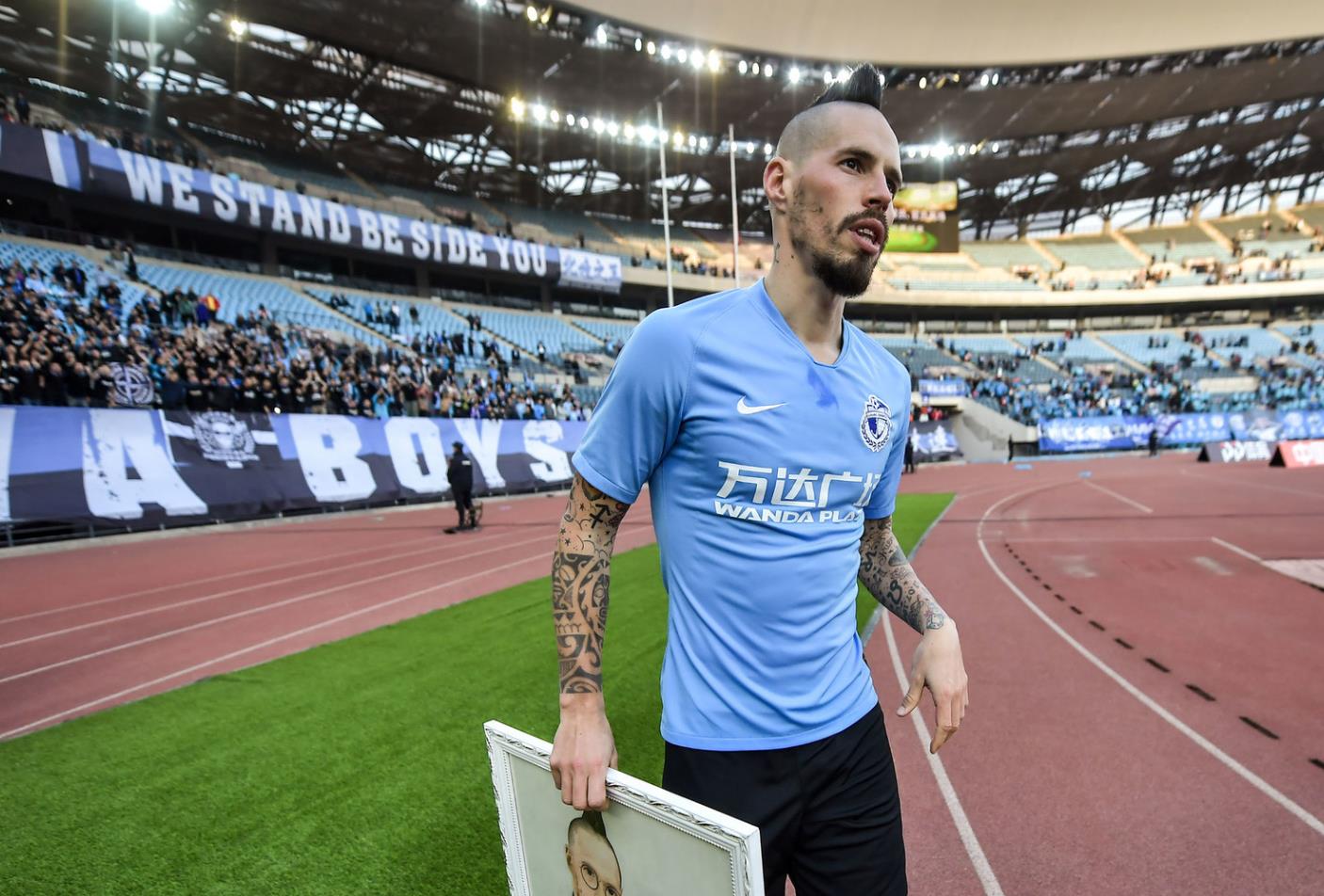 格雷米奥回应山东鲁能外援转会传闻！大连人外援哈姆西克被隔离