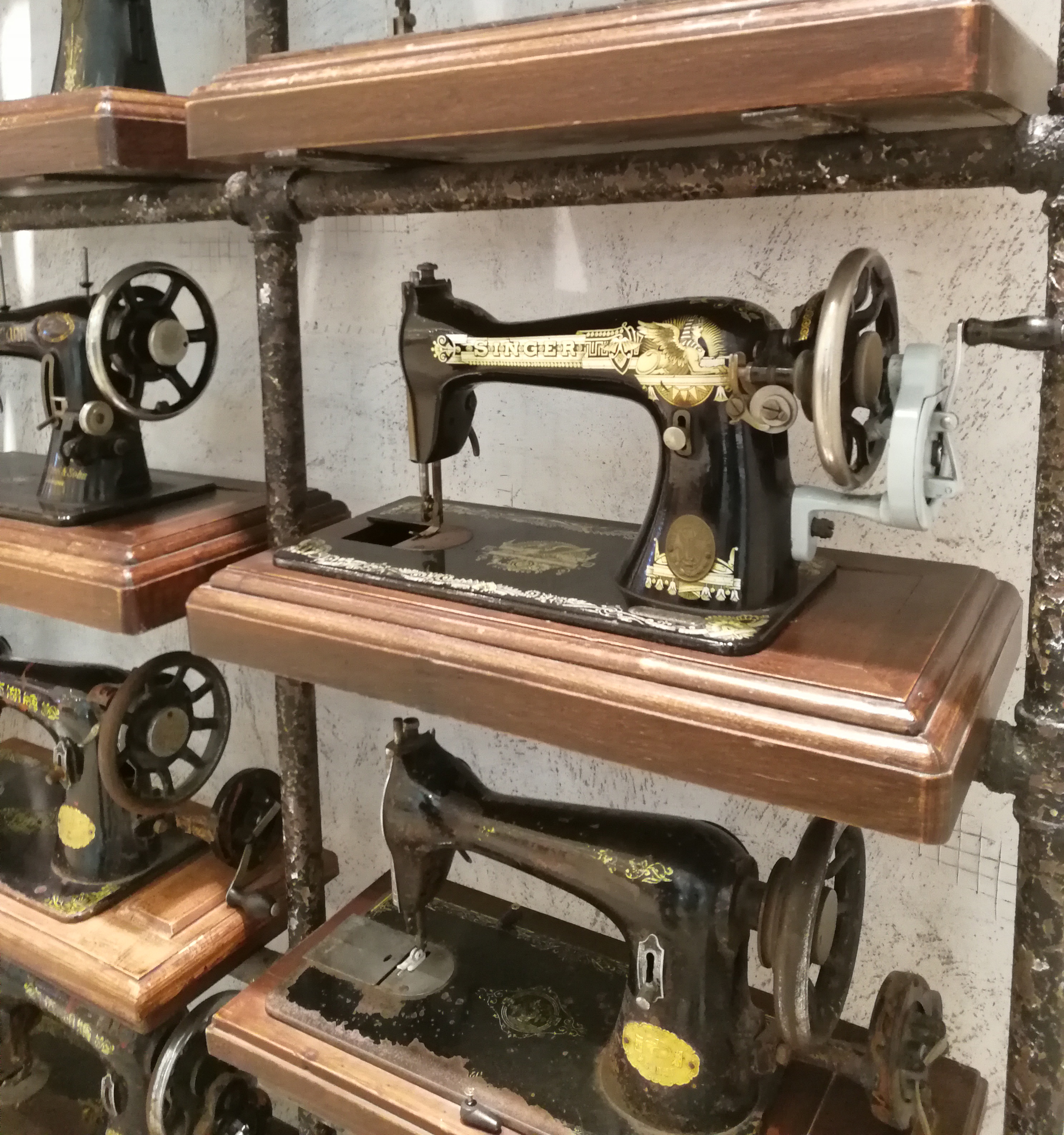 工业风装修店铺烧烤,工业风店铺装修效果图