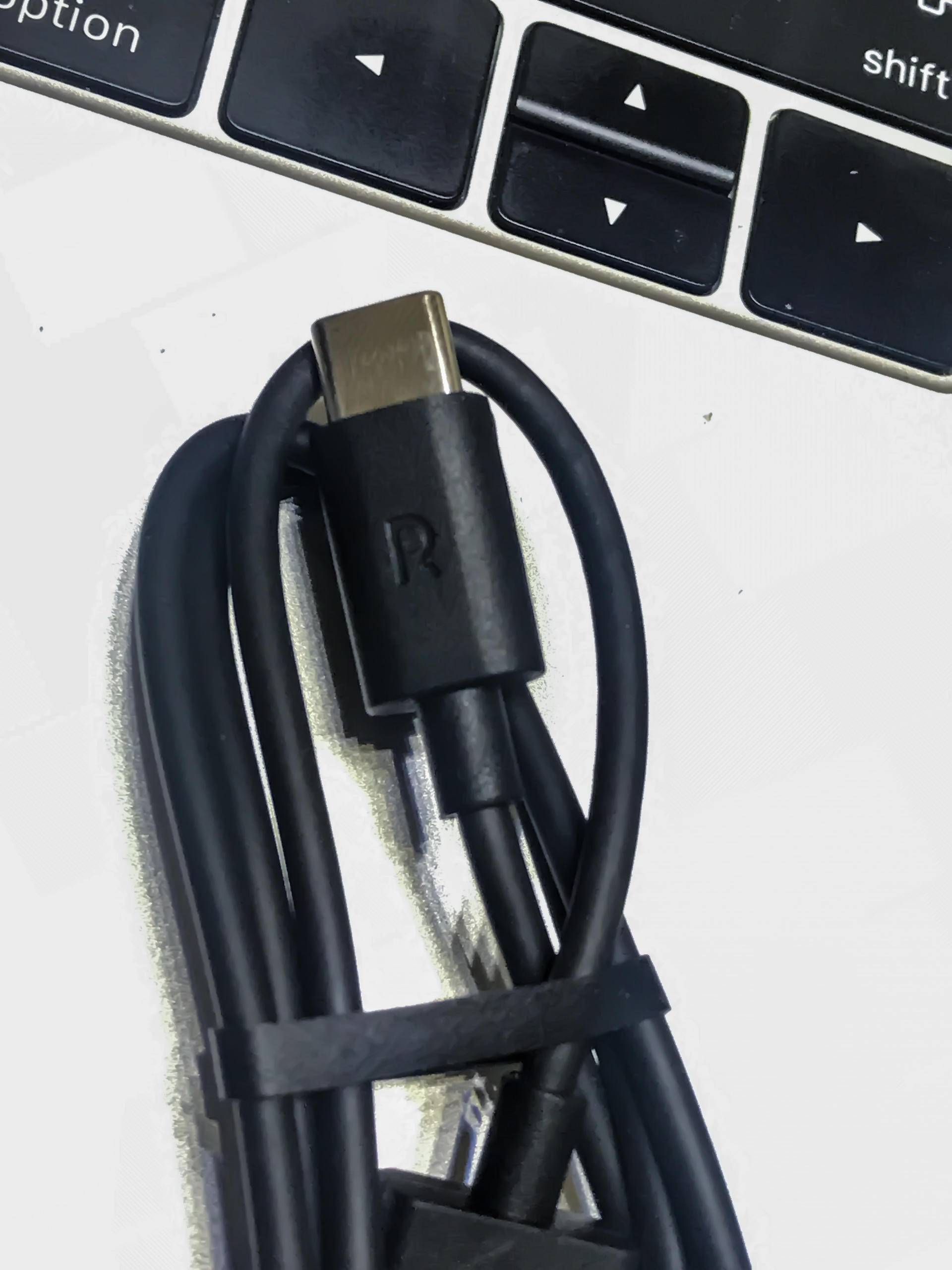 1/10的价格,解决相机无线传输困扰!——RAVPower多功能文件宝