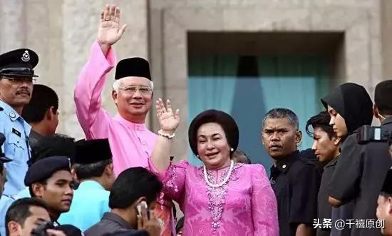 范冰冰佩戴千万宝石项链,马来西亚范冰冰服装