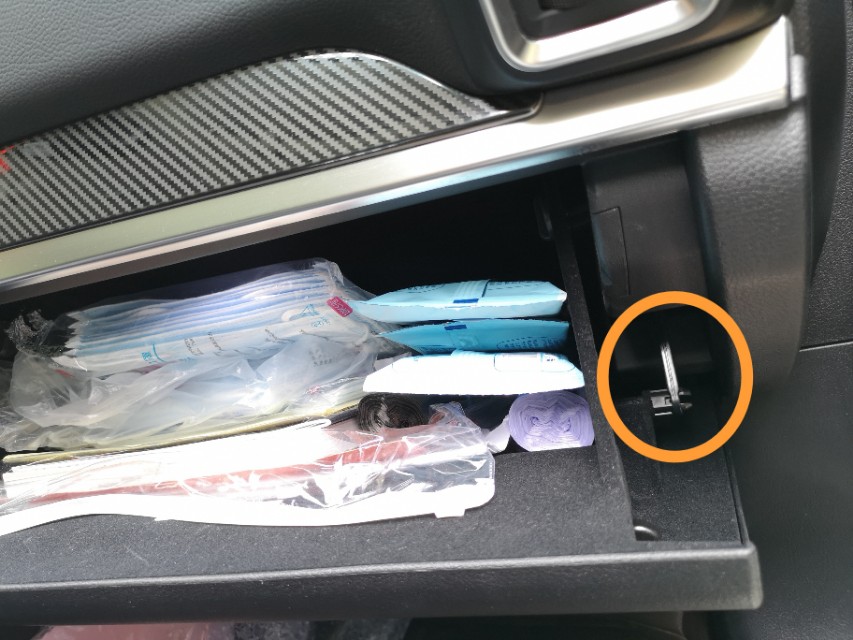 比亚迪唐更换空调滤芯教程,比亚迪唐换空调滤芯教程