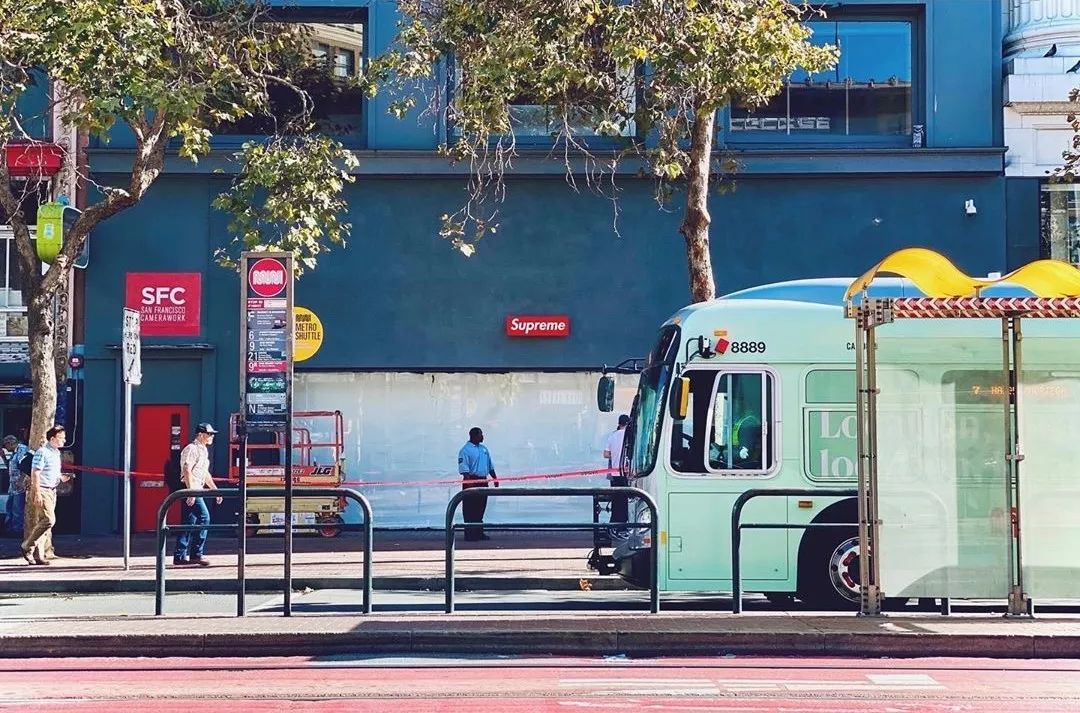 限定疯抢、潮人云集，Supreme新店为什么就选了旧金山