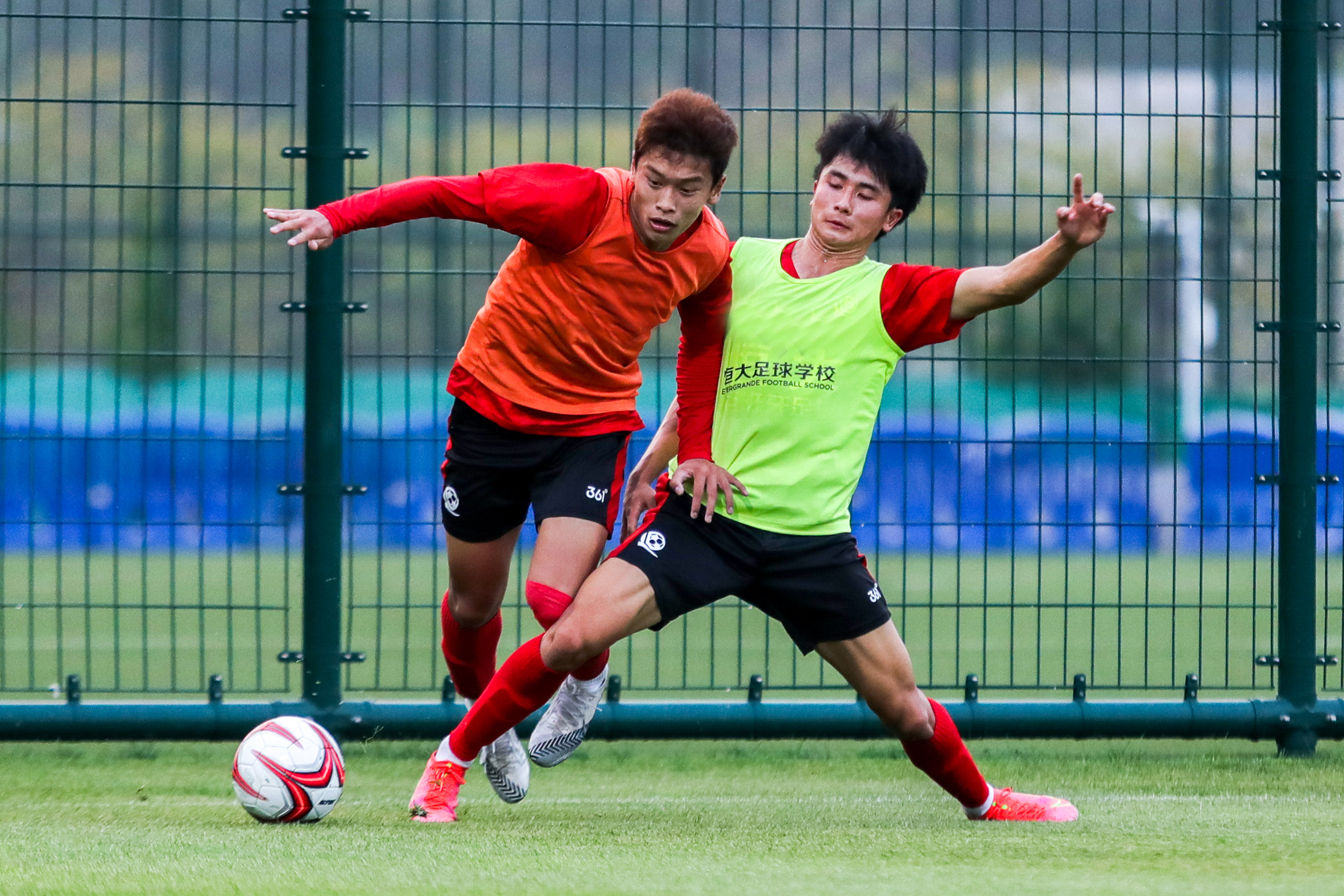 只进不出恒大冬窗转会计划曝光,广州队只出不进