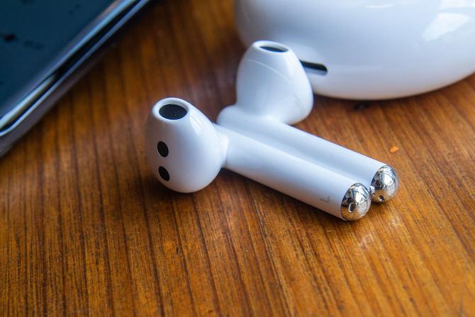 华为freebuds4降噪耳机惊艳亮相,freebudspro和freebuds4e哪个好