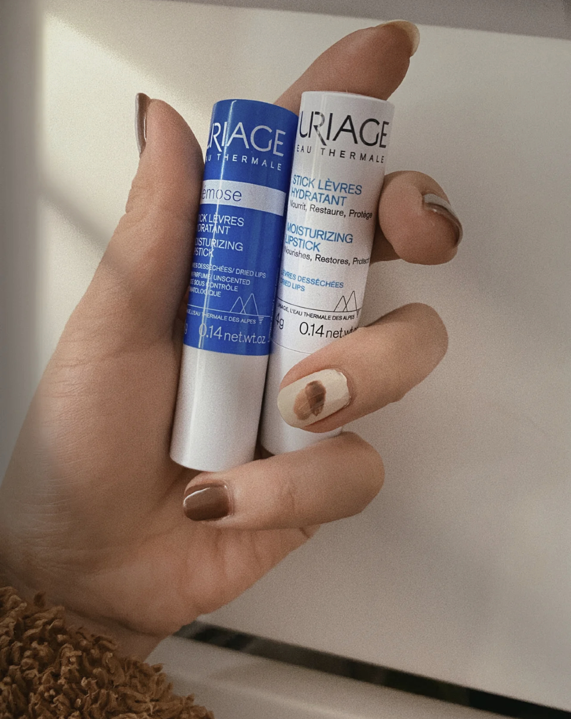 淡唇纹平价唇膏测评,淡唇色的润唇膏推荐