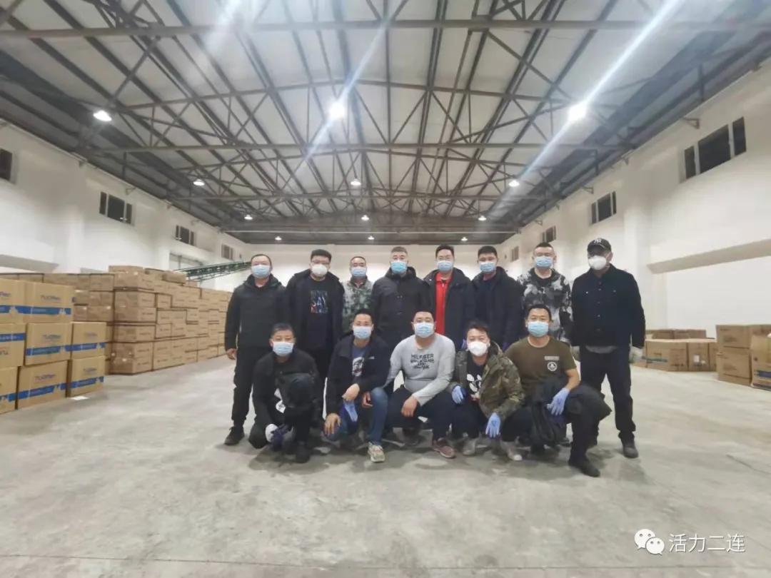 抗击疫情物资支援车队,抗击疫情爱心物资车队