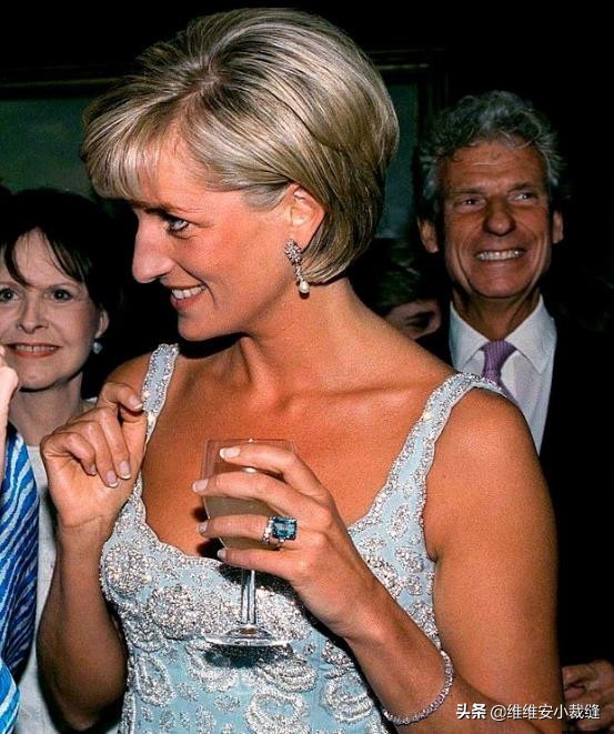 梅根有多奢侈,梅根戴安娜珠宝高级感