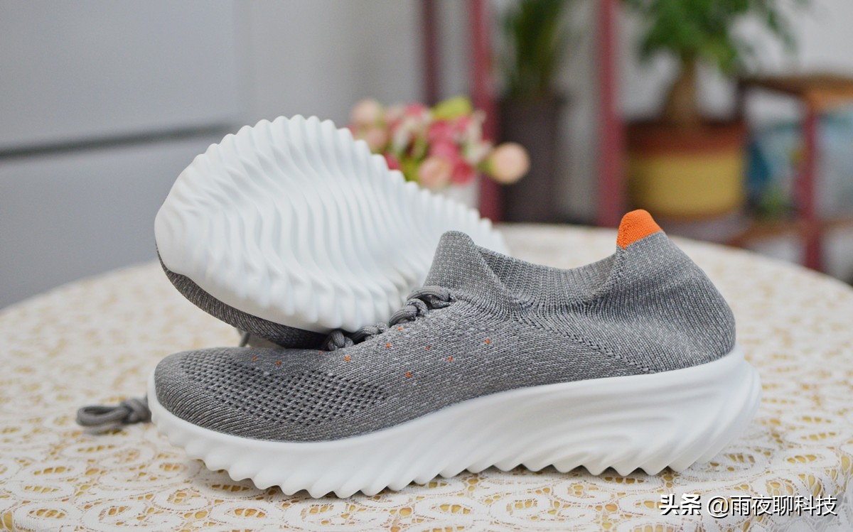 freetie防泼水袜套健步鞋,freetie袜套健步鞋