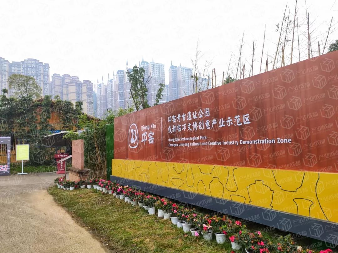 为什么洲际英迪格等大牌，美国艺术家都涌入这座偏远小镇？