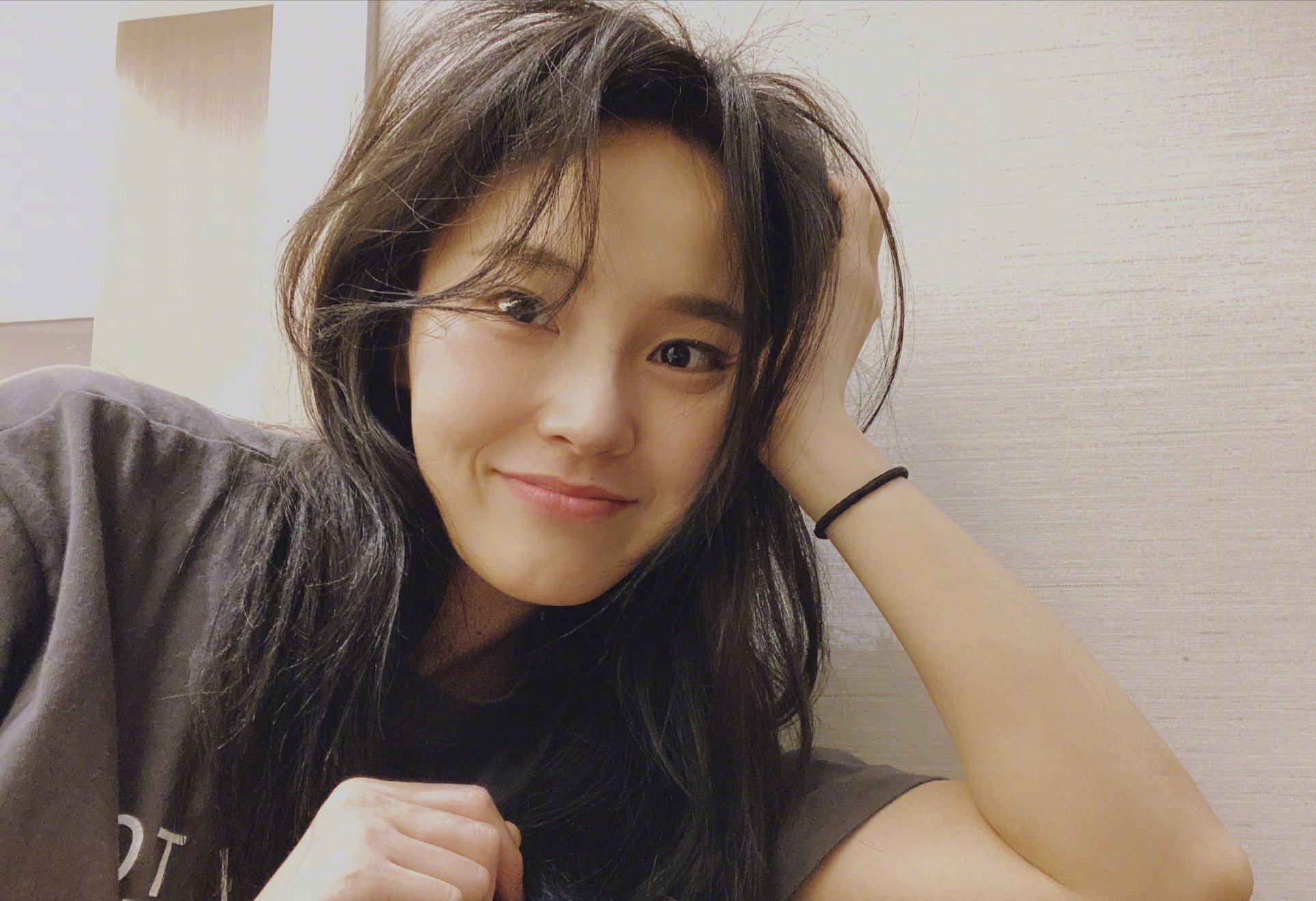 张佳宁粉色头发,张佳宁同款头发