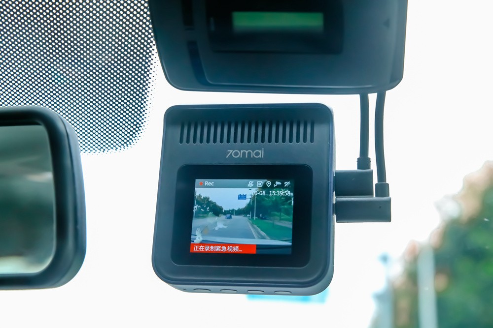 70迈行车记录仪a400a500哪个好,70迈行车记录仪a400怎样查看回放