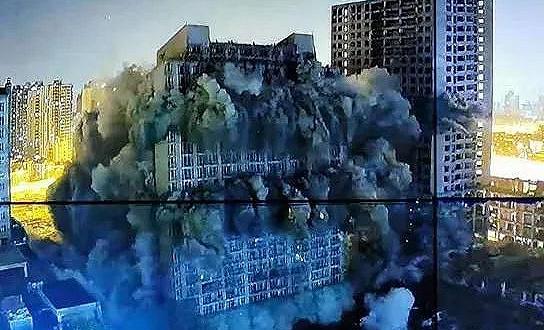 万达商管迎新总裁，美国百年老店尼曼要凉凉丨奇扒说0421