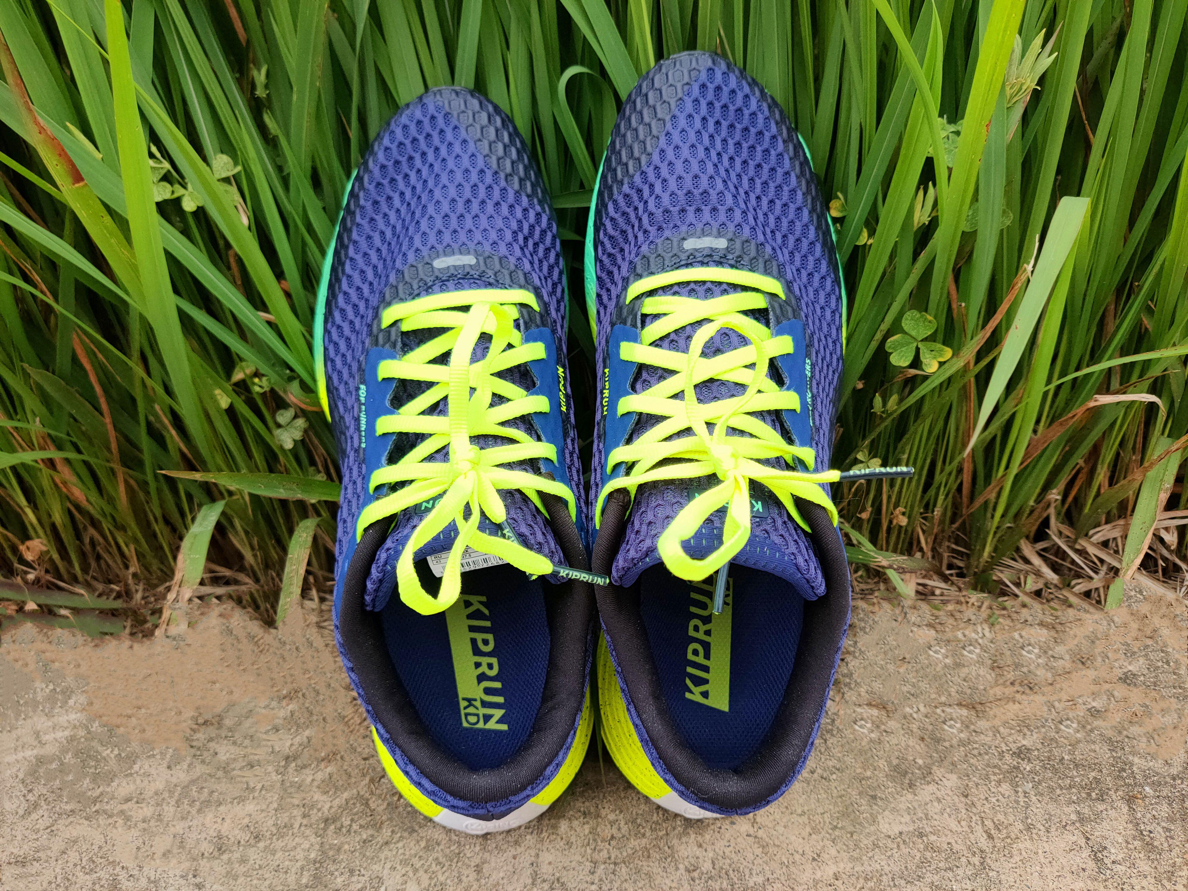 性价比踩屎跑步鞋,100左右踩屎感跑鞋推荐