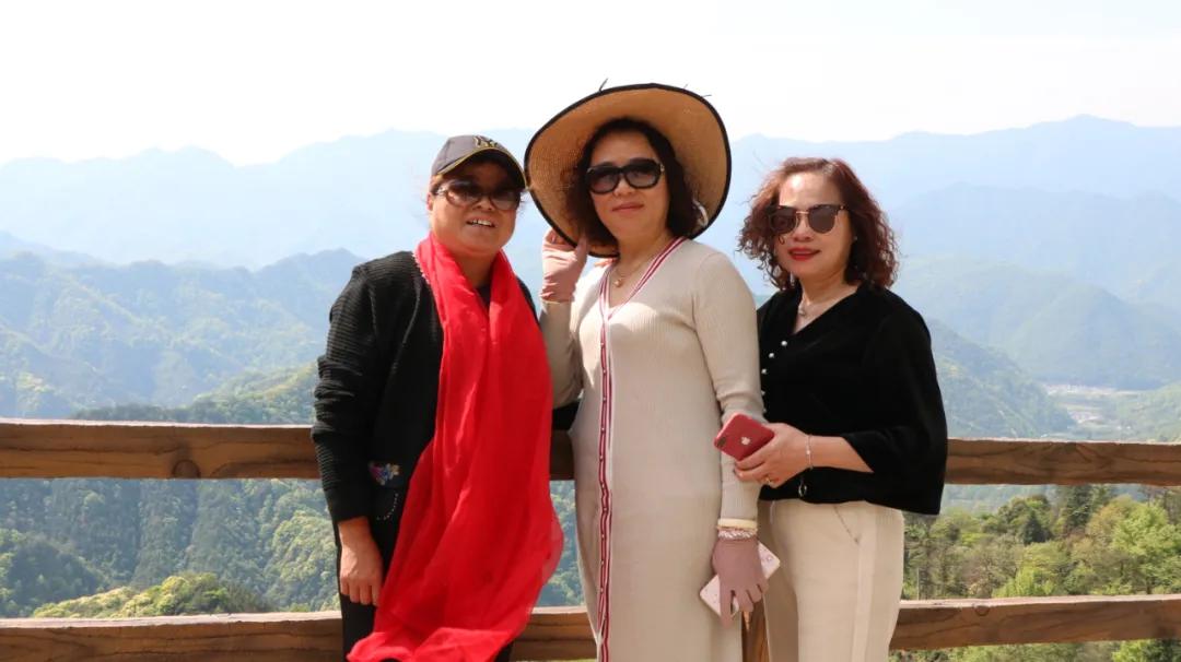 石台仙寓山附近哪里好玩,石台仙寓镇云里居