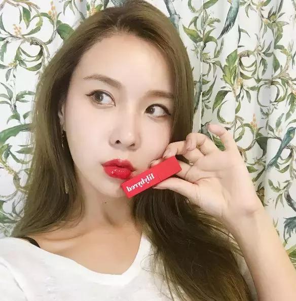 让李佳琦无法呼吸的神仙口红,千万别买!