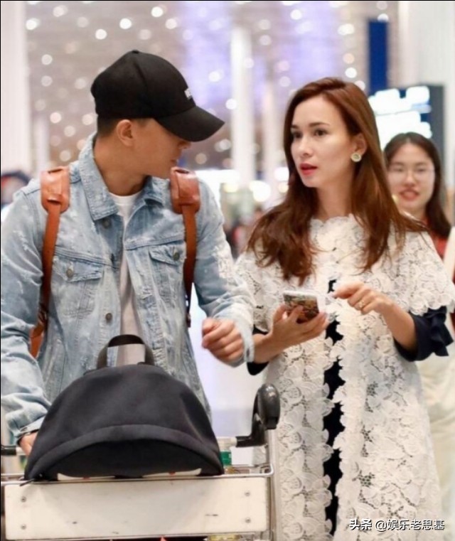 韩庚卢靖姗婚礼欢迎晚宴照片曝光,韩庚卢靖姗结婚好友送上祝福