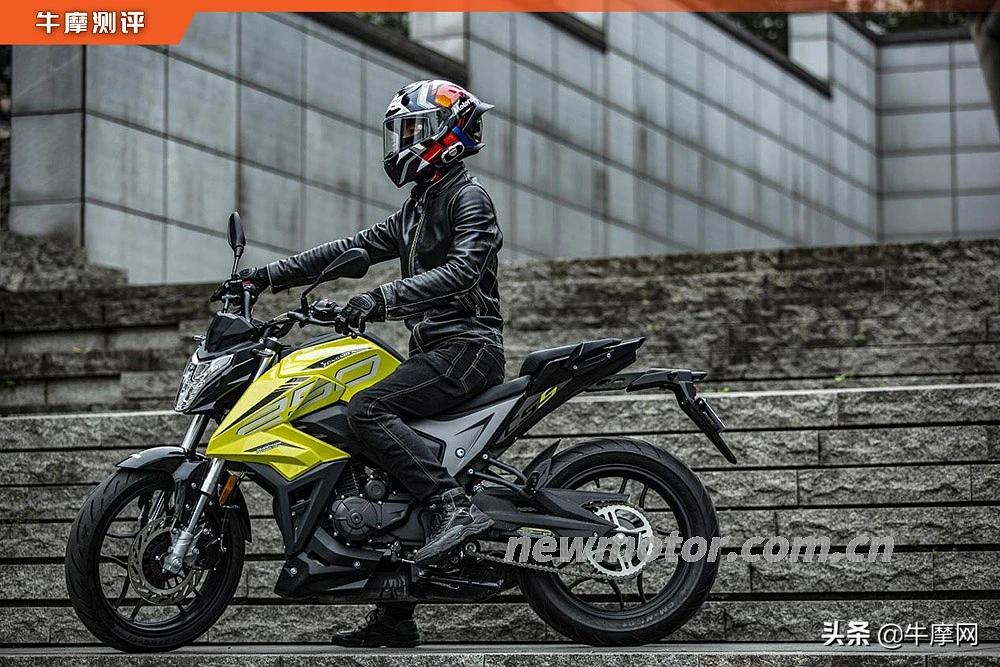 250r评测,潮流非凡城市潮物