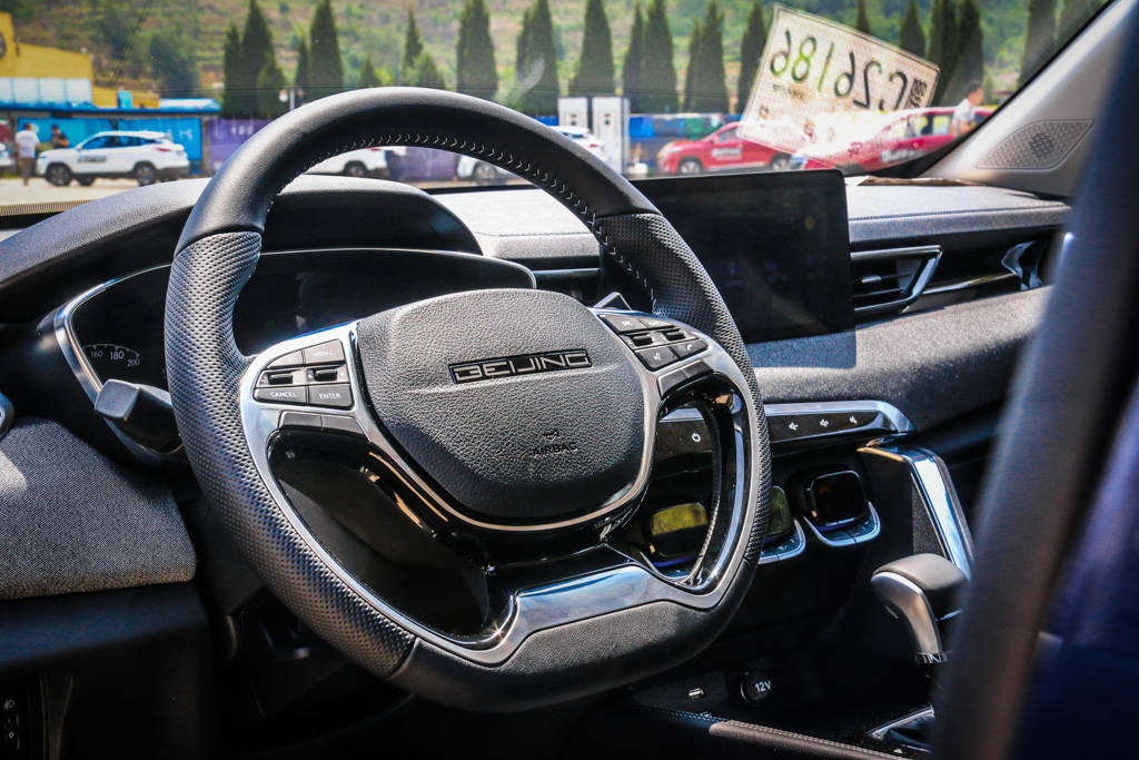 北京汽车智达x3手动荣耀版配置,21款智达x3自动挡荣耀版试驾