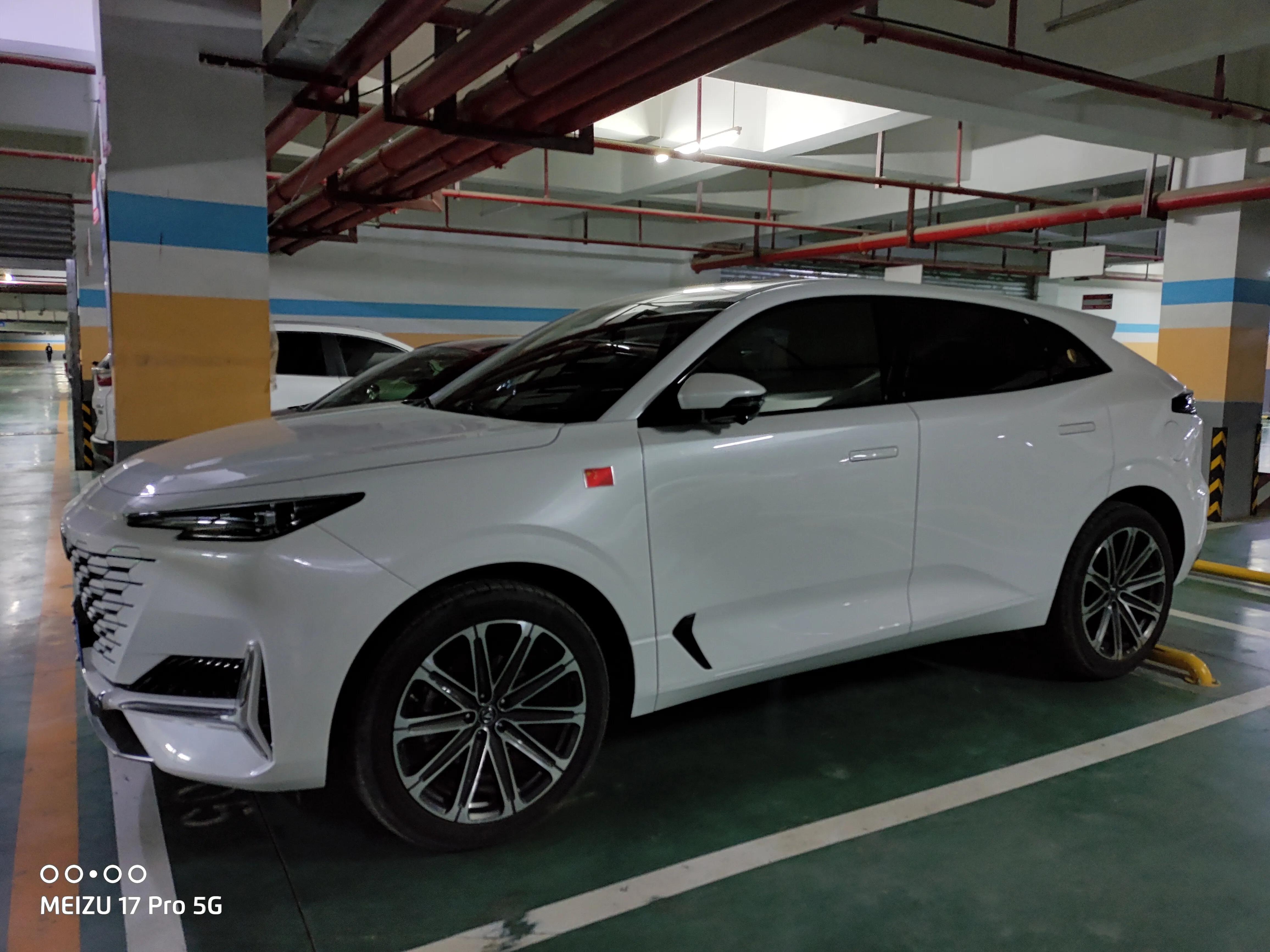 长安unik怎么样,长安uni-k两驱尊贵型