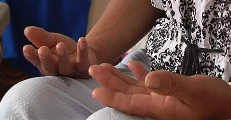 “日月气功”教首温金路，精神控制女信徒，大肆骗财骗色，终被捕