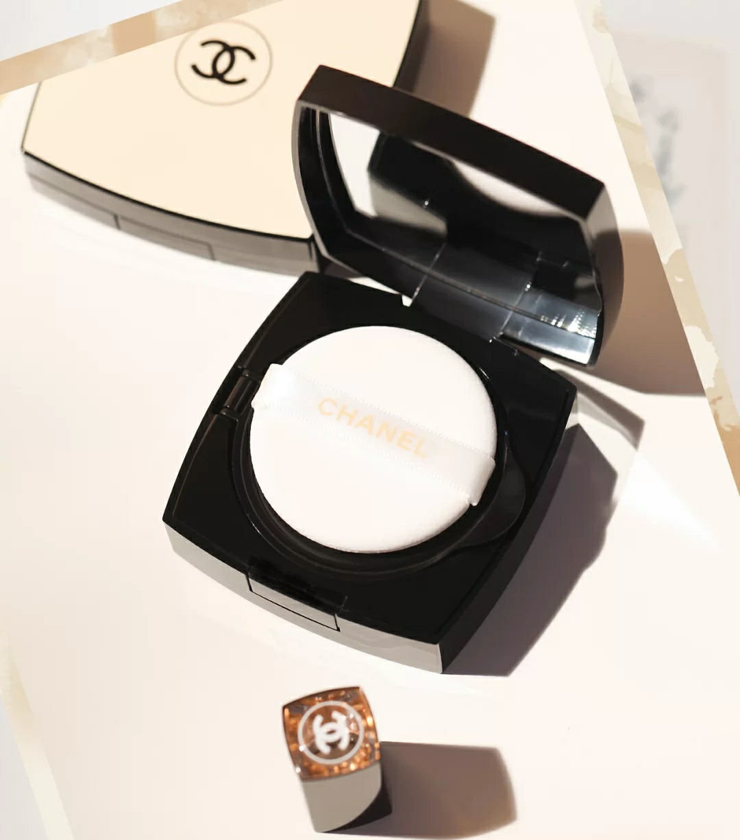 ysl气垫和欧莱雅哪个更适合油皮,资生堂红气垫和ysl恒久银气垫