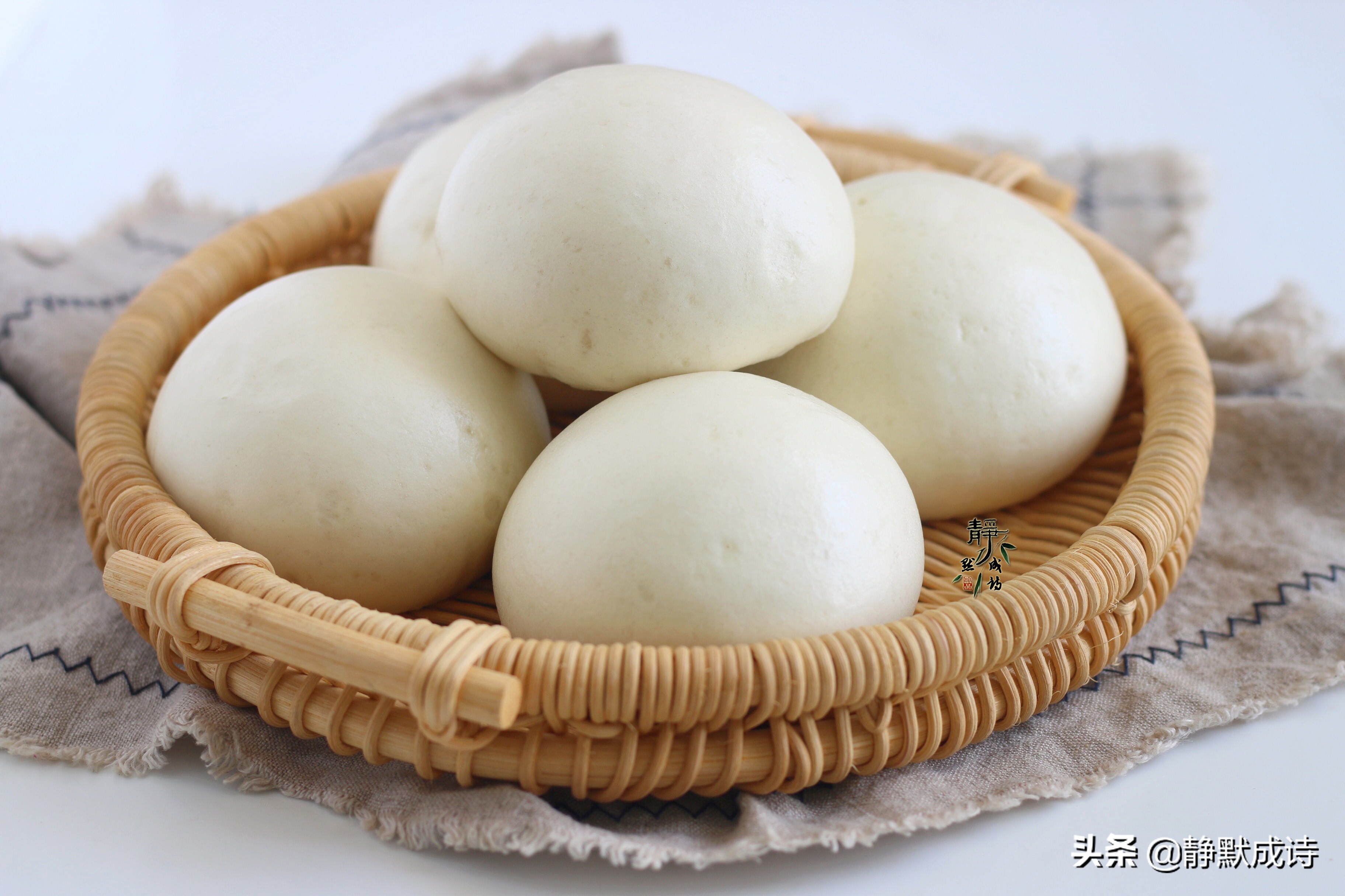 馒头怎么做才松软好吃视频教程,馒头如何做更好吃一招告诉你