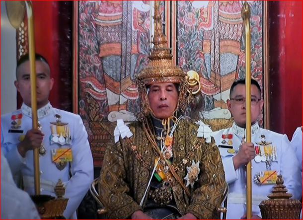 泰王带了几个妃子,泰王带20个嫔妃出游度假