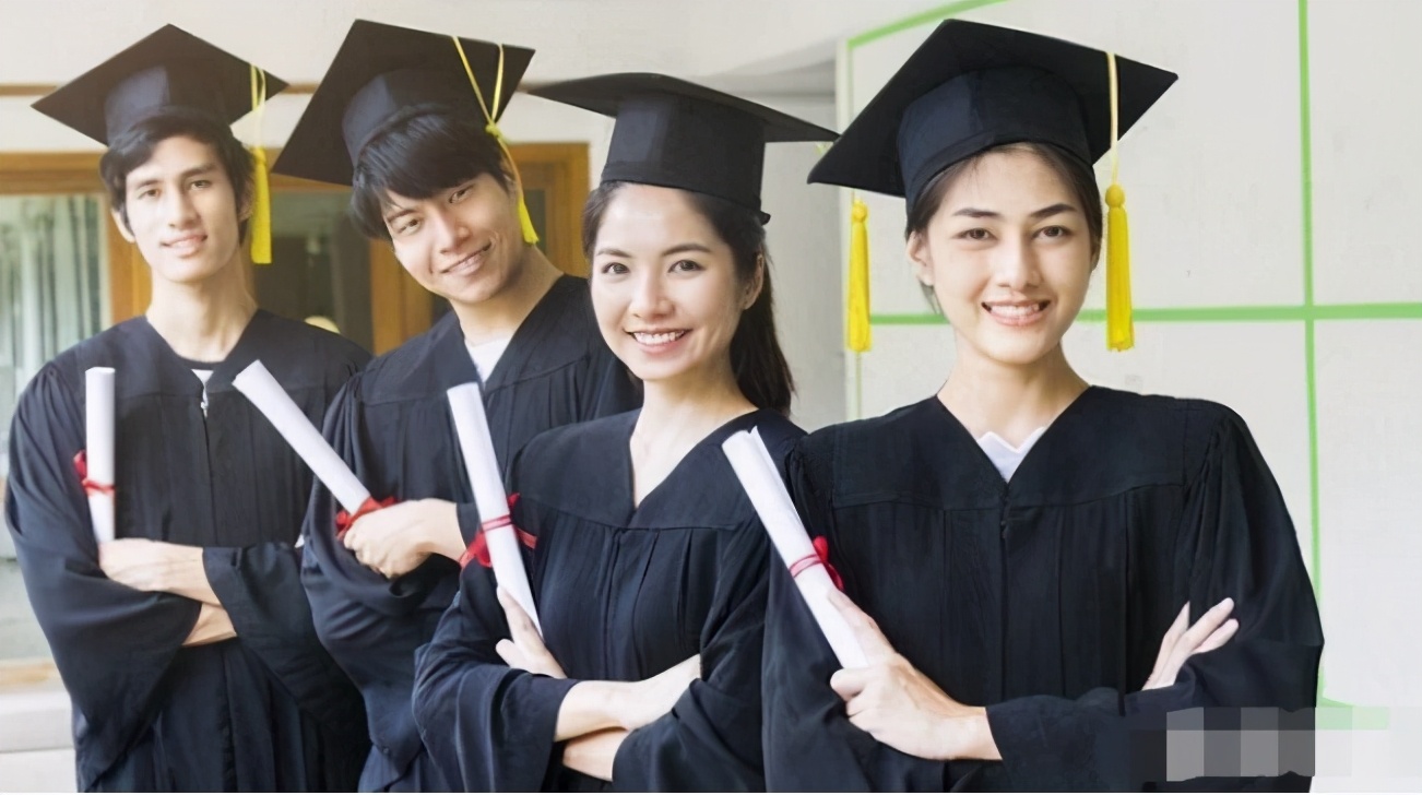 3类大学生可直接成为公务员,满足3个条件就能上学