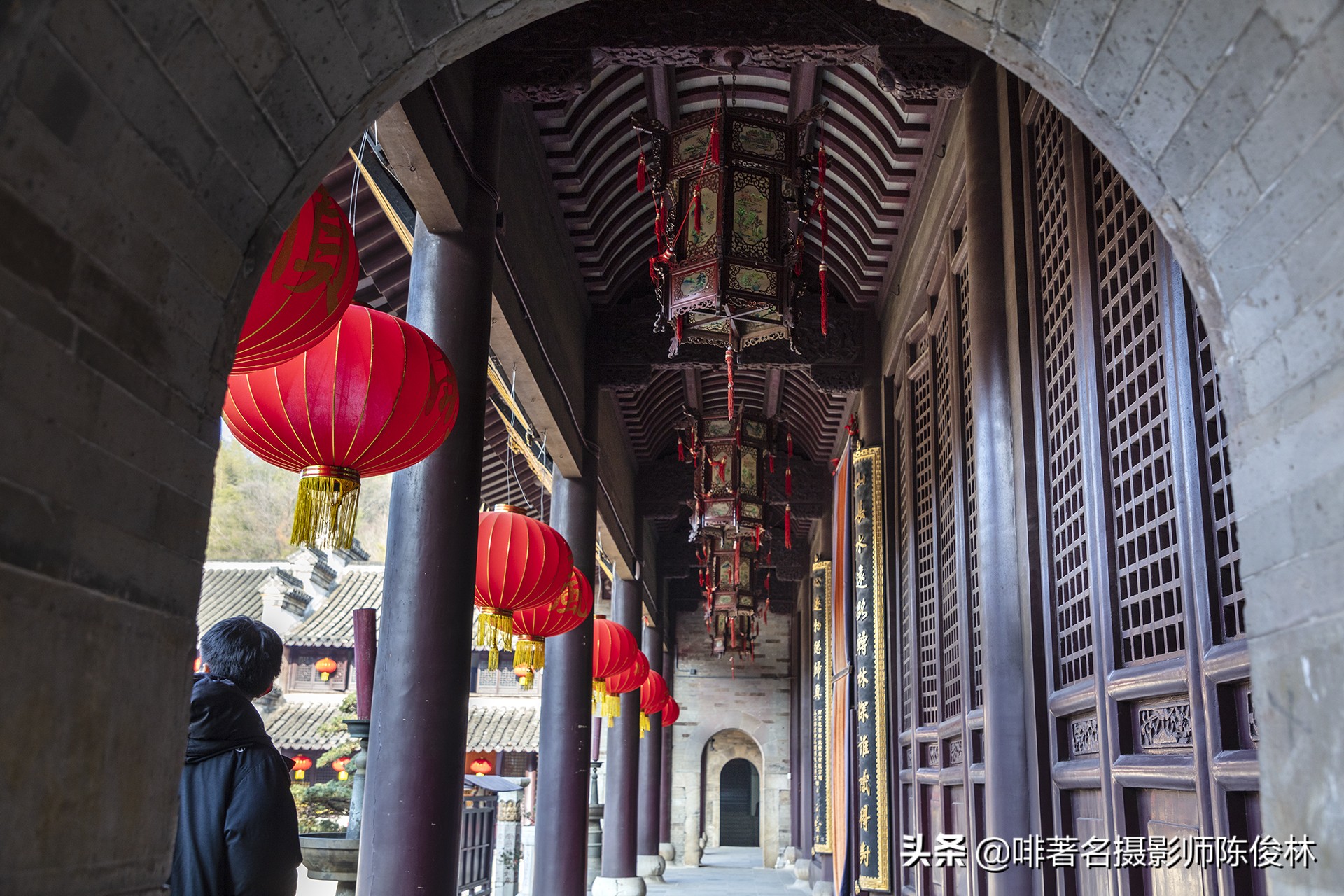 山门朝北开韦陀菩萨坐正殿律宗第一名山宝华山隆昌寺1500年