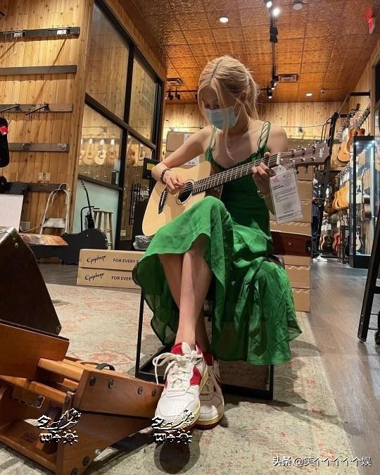 blackpinkrose,blackpink眼线笔