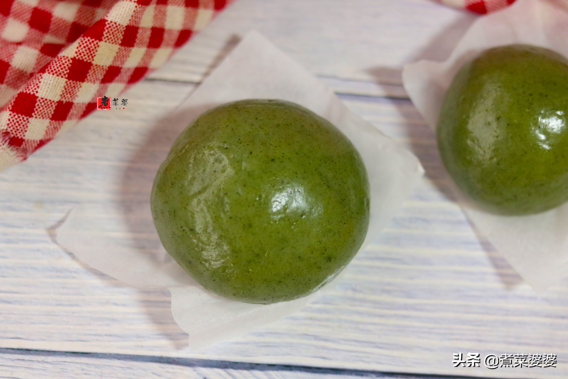青团怎么做不变色不软塌,为什么做的青团发硬