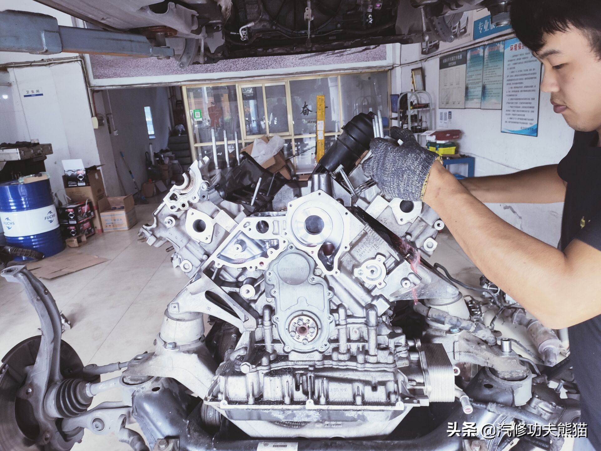 新款大众途锐烧机油吗,百万豪车为什么还烧机油