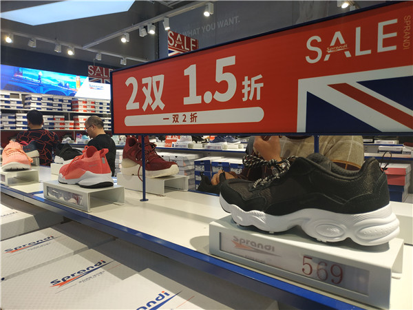 晋江鞋都安踏,福建晋江李宁安踏运动鞋