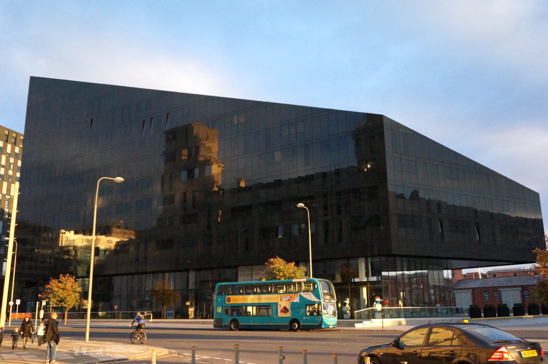 利物浦队徽上是什么鸟,利物浦队徽是什么鸟