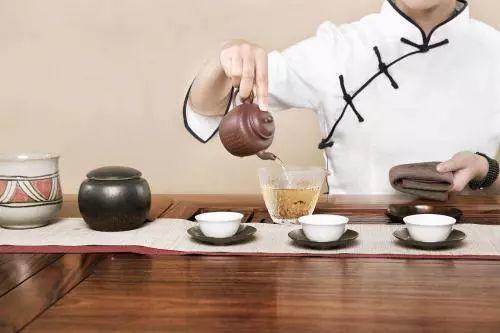 新茶饮商业盈利模式,亿万融资