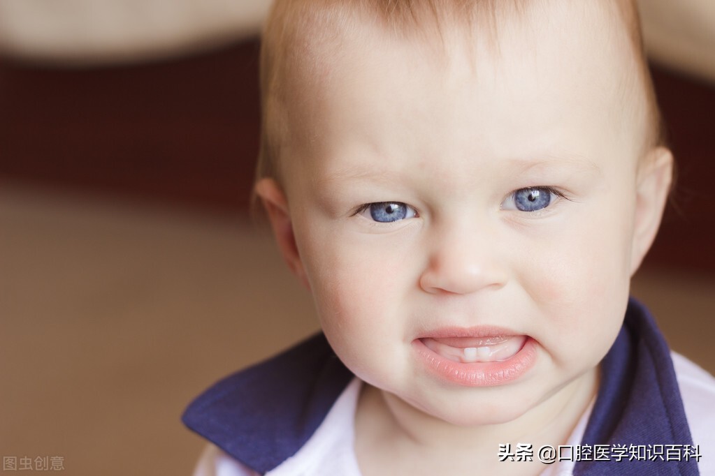 牙齿意外脱落拿回去修复过程,牙齿意外松动该不该拔掉