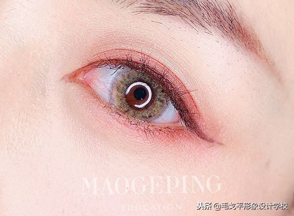 妆怎么画好看又精致,妆怎么画才能显脸小