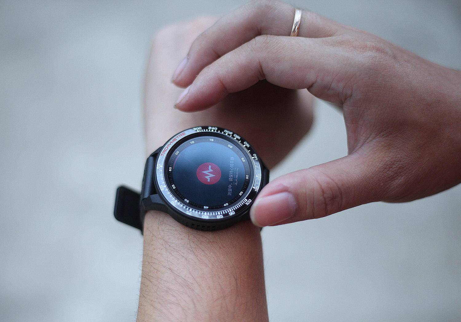 jeep智能全境界测评,jeep智能表推荐