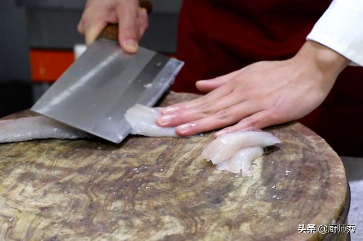 麻辣鱼怎么做最简单还好吃,在家自己做的麻辣鱼真香