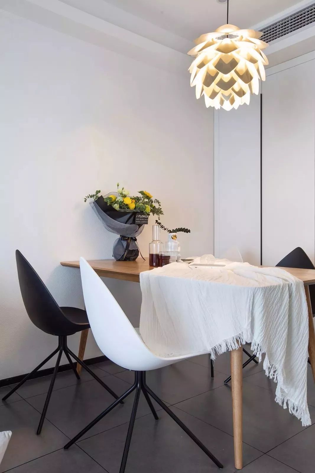 你家的踢脚线选对了吗,家中的踢脚线怎么搭配最适合