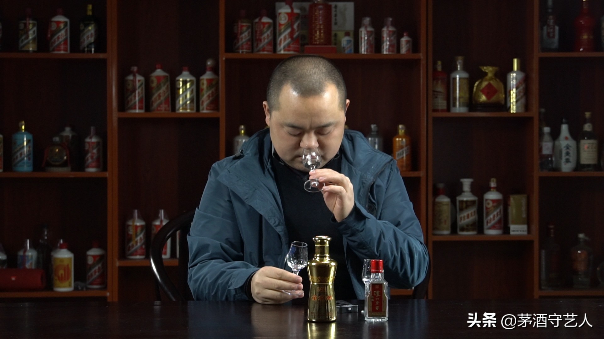 茅酒守艺人品酒古井贡酒,茅酒守艺人糖酒会