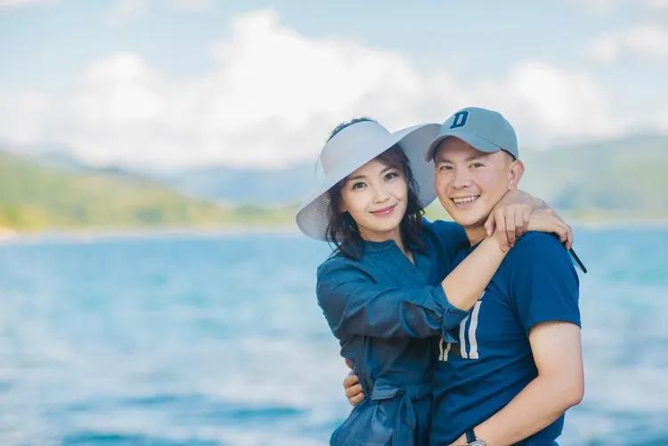 王珂:百亿富豪闪婚女明星,三年后遭遇破产,媳妇成“国民贤妻”