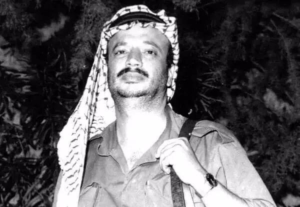 珍藏29年的照片,29张珍贵历史照片