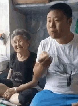 把车标全部抠掉违法吗,把车标抠下来清灰