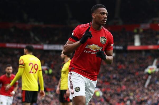 马夏尔防线曼联,马夏尔霸气射门