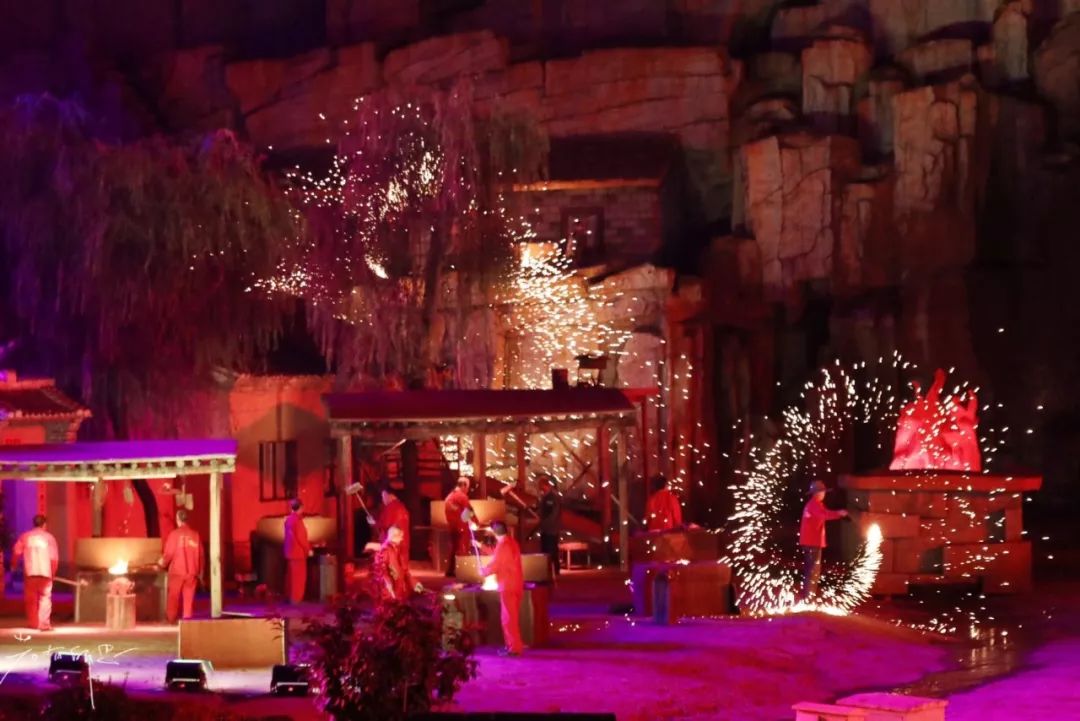 鐪嬫墦閾佽姳,浣犱滑鐪嬭繃鎵撻搧鑺卞悧